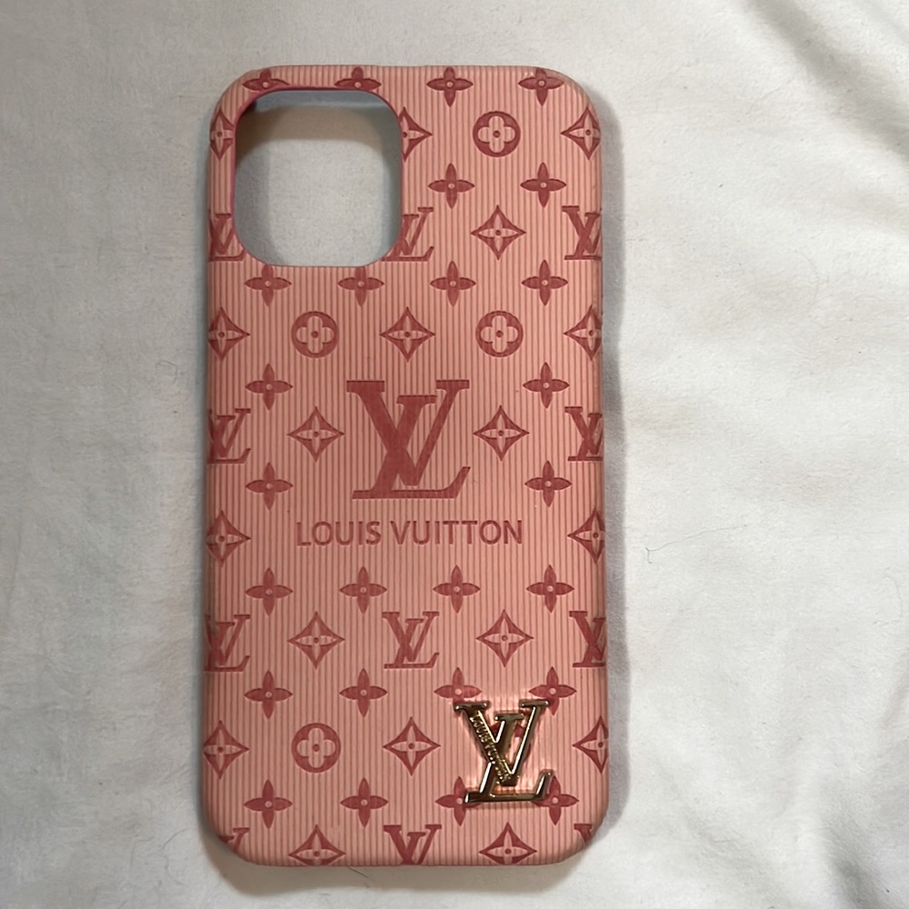 Luxury Louis Vuitton Phone Case in Pink